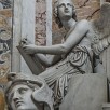 Foto: Particolare della Tomba Pio Vii - Navata Destra (Roma) - 4